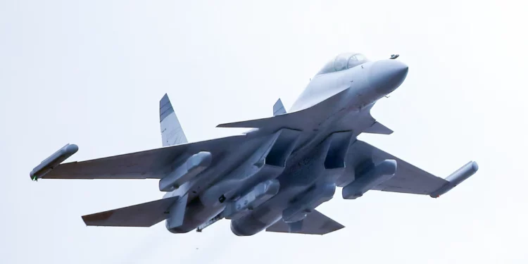 El J-15DT entra en escena: Pekín activa su aviación naval electrónica