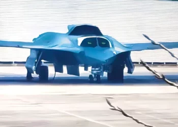 Chengdu J-36: Nueva imagen revela detalles del diseño