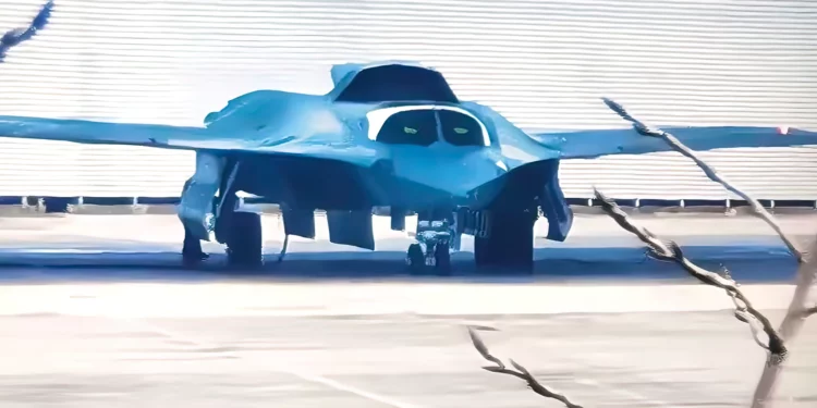 Chengdu J-36: Nueva imagen revela detalles del diseño