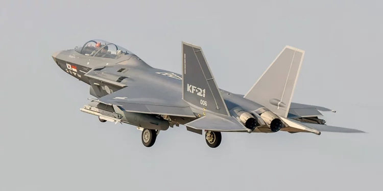 Corea del Sur duplica la apuesta: 20 nuevos KF-21 refuerzan su arsenal aéreo