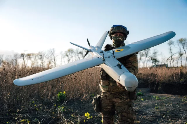 El Leleka-100 de Ucrania entra al juego de guerra de la OTAN: guía en tiempo real un ataque de HIMARS
