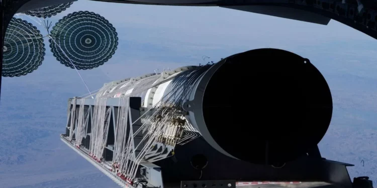 Prueba inédita desde un C-17: Lanza un misil balístico