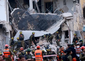 Víctimas del bombardeo de misiles iraníes identificadas: tres personas de unos 70 años
