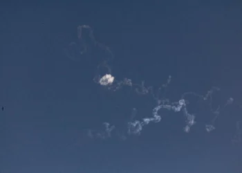 Israel intercepta misil balístico hutí lanzado desde Yemen
