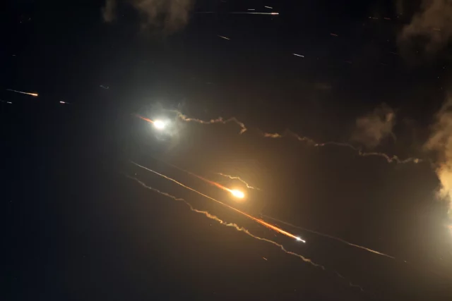 Cúpula de Hierro, David’s Sling y Arrow: el escudo multicapa de Israel supera su prueba más crítica