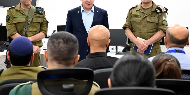 Netanyahu elogia a las tropas por proporcionar “inteligencia que gana guerras”
