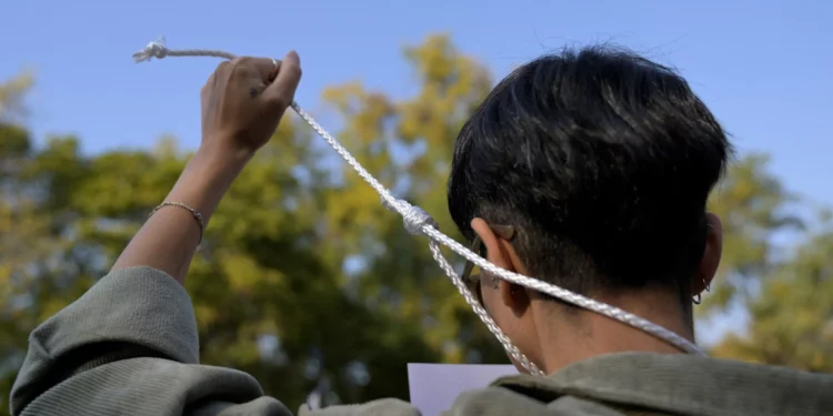 Irán ejecutó a 975 personas en 2024: según informe de la ONU