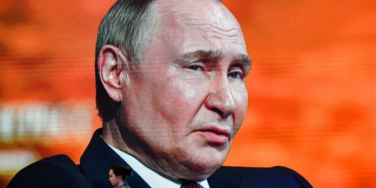 Putin le ha dicho a Israel que Irán no tiene intenciones de construir armas nucleares