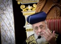 El líder espiritual de Shas, el rabino Yitzhak Yosef, durante una enseñanza semanal en la sinagoga Yazdim en Jerusalén, el 7 de junio de 2025. (Chaim Goldberg/FLASH90)