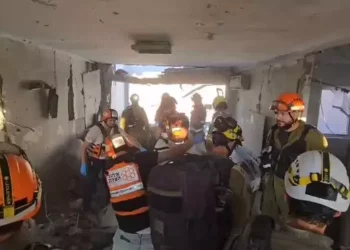 Tras los mortíferos bombardeos de misiles: TV iraní dice que el alto el fuego está en vigor