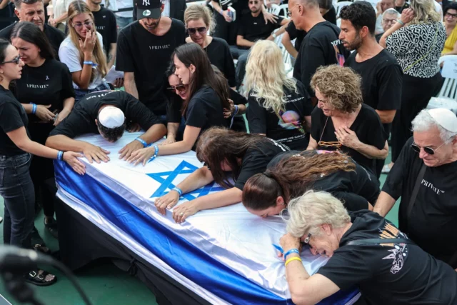 Israel despide a Jonathan Samerano, rehén asesinado por Hamás