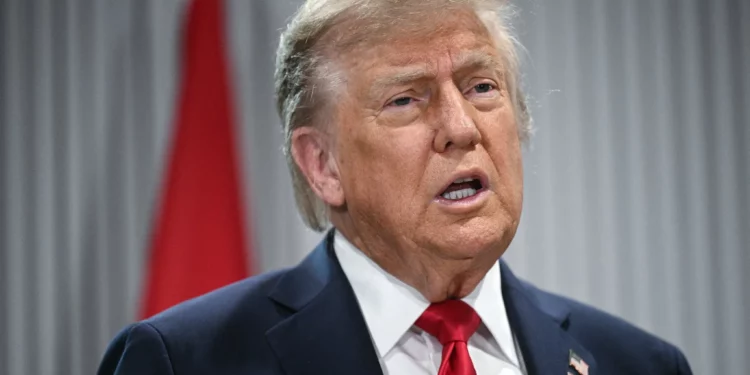 Trump pide al Consejo de Seguridad Nacional que se reúna con él en la sala de situación