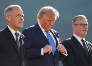 Starmer convoca reunión de emergencia mientras el Reino Unido se prepara para un posible ataque de EE. UU. contra Irán