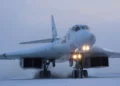 Rusia mueve dos bombarderos Tu-160 a solo 410 millas de EE. UU.