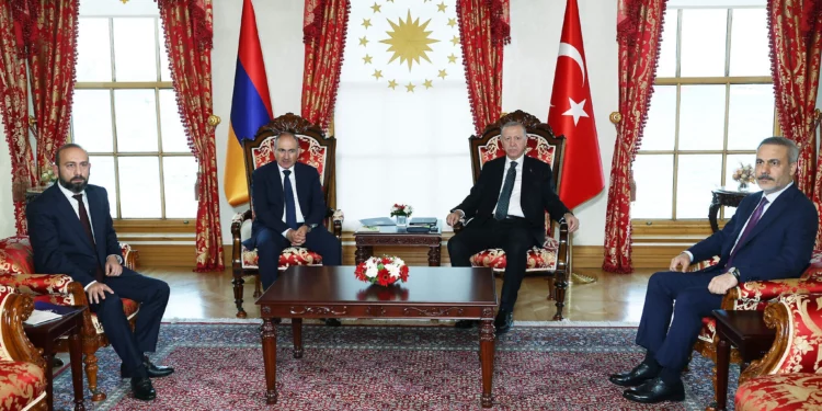 Turquía: Israel arrastra a la región a un “desastre total” con ataques a Irán
