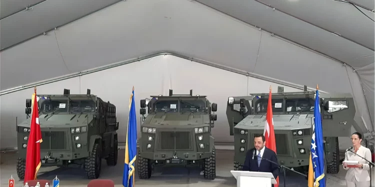 Turquía dona blindados Kirpi II y drones TB2 a Bosnia