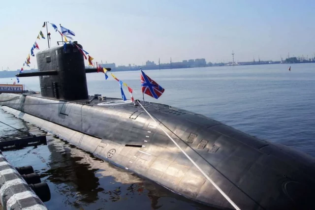 Rusia despliega el submarino Yakutsk a su Flota del Pacífico