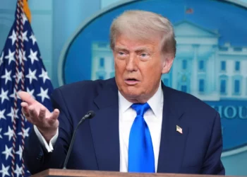 El presidente de Estados Unidos, Donald Trump, habla con los medios de comunicación el viernes 27 de junio de 2025 en la sala de prensa de la Casa Blanca en Washington. (Foto AP/Jacquelyn Martin)