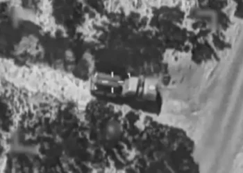 La Fuerza Aérea de Israel ejecutó hoy una serie de bombardeos con 30 aviones de combate contra cuatro regiones iraníes