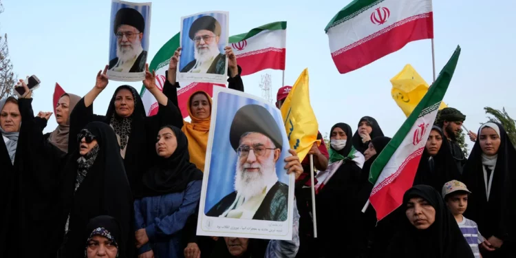 El enemigo interno del régimen iraní: disidentes, mujeres y redes sociales