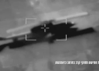 Las FDI bombardearon 5 helicópteros iraníes AH-1 en la base aérea de Kermanshah