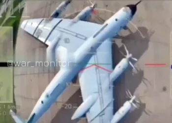 Ucrania destruye “41 bombarderos” rusos con drones FPV en operación secreta