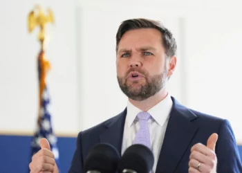 Vance dice que Irán ya no puede construir armas nucleares