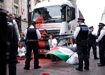 Policía arresta a manifestantes en Londres por apoyar al grupo terrorista Acción Palestina