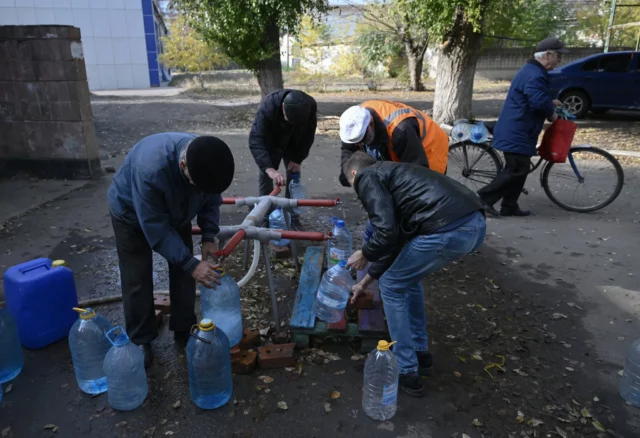 Israel aprueba paquete de ayuda humanitaria para agua potable en Ucrania