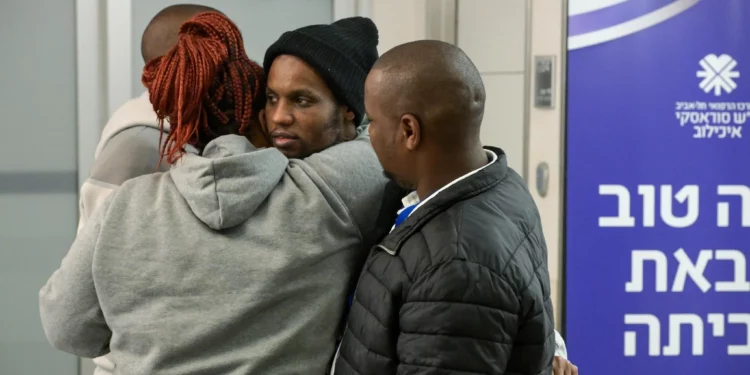Avera Mengistu recibe el alta hospitalaria 5 meses después de ser liberada del cautiverio de Hamás