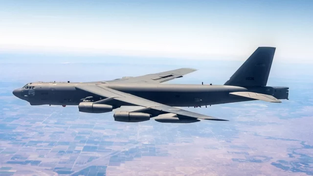 La USAF extiende vida útil del B-52 gracias a inspección digital novedosa