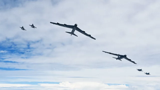 B-52 de EE. UU. escoltados por cazas de Japón y Corea del Sur en mensaje directo a Pyongyang
