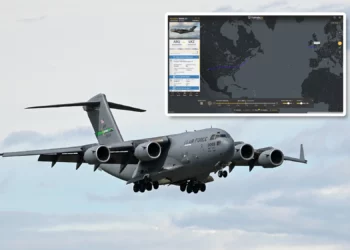 El aterrizaje de un C-17 en Lakenheath desata especulaciones sobre misión nuclear