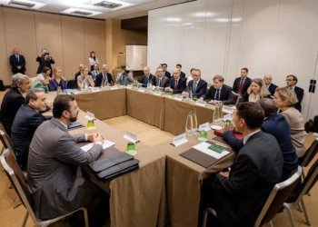 EE. UU. y sus aliados europeos darán a Irán hasta finales de agosto para alcanzar un acuerdo nuclear