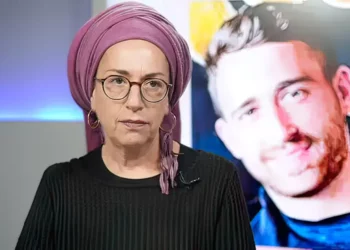Madre de rehén rechaza tregua y exige una victoria decisiva contra Hamás