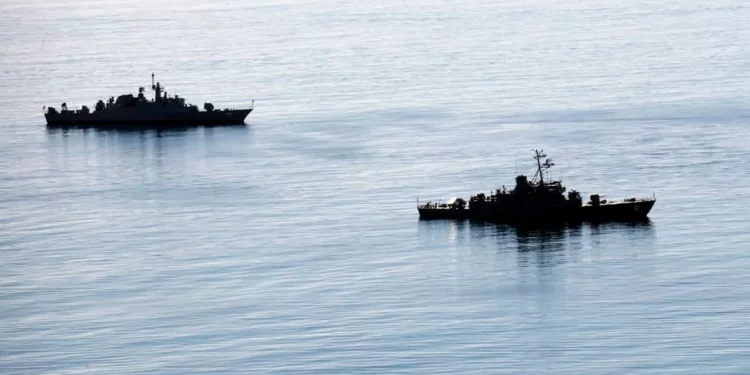 Irán incauta petrolero extranjero con 2 millones de litros de combustible