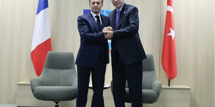 Erdogan celebra decisión de Francia de reconocer un Estado palestino