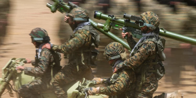 Israel obliga a Hezbolá a debatir un desarme parcial