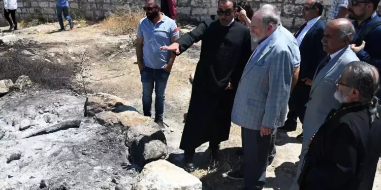 Policía: Es totalmente falso que los israelíes prendieran fuego a la iglesia de Taybeh