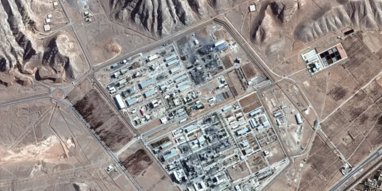 Reservas de uranio de Irán podrían recuperarse pese a bombardeos de EE. UU.