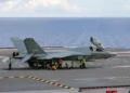 China activa su arma naval furtiva: comienza producción del J-35