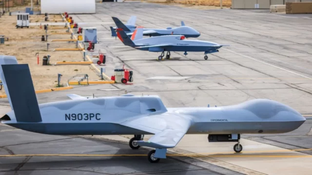 El MQ-20 Avenger simula un enfrentamiento más allá de la línea de visión