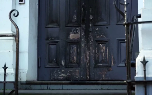 Policía arresta a hombre por incendiar sinagoga en Melbourne