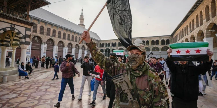 Informe de ONU no halla vínculos activos entre Al Qaeda y HTS en Siria
