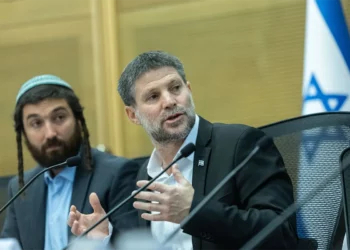 Smotrich dice que el partido no abandonará la coalición por la ayuda a Gaza