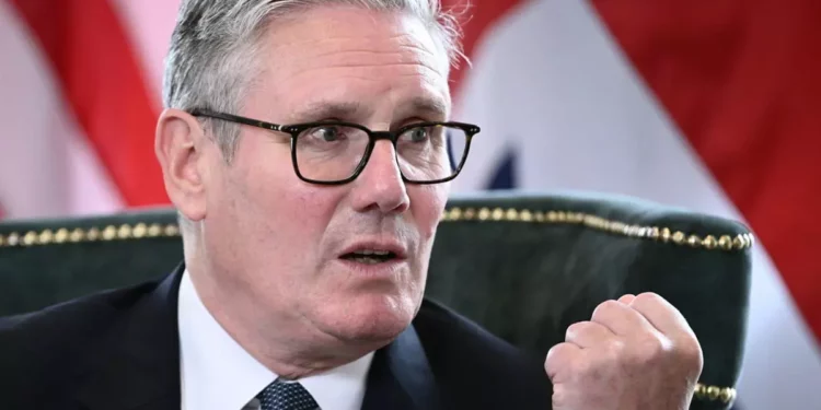 Starmer rechaza las críticas de una exrehén sobre un posible reconocimiento de Palestina