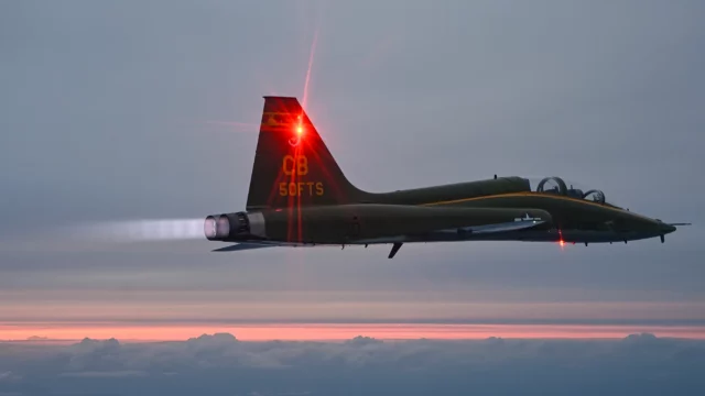 Ataque final de las serpientes: Desactivado el 50º Escuadrón de Entrenamiento Aéreo