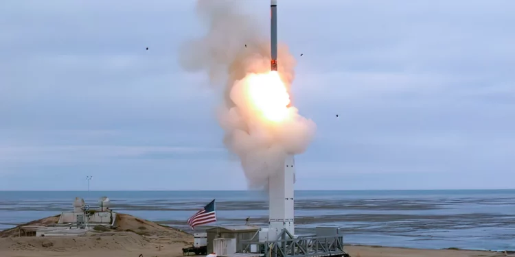 Marines de EE. UU. cancelan programa de misiles Tomahawk desde vehículos 4×4