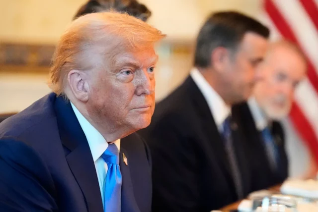 Trump confirma conversaciones nucleares con Irán la próxima semana