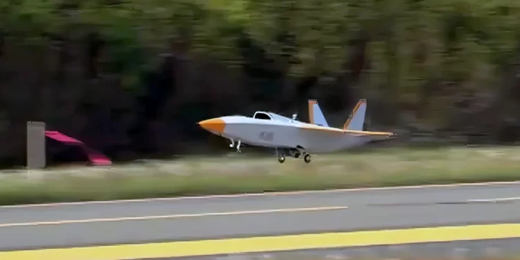 Subaru y ATLA lanzan prototipo que integra drones y cazas en operaciones coordinadas